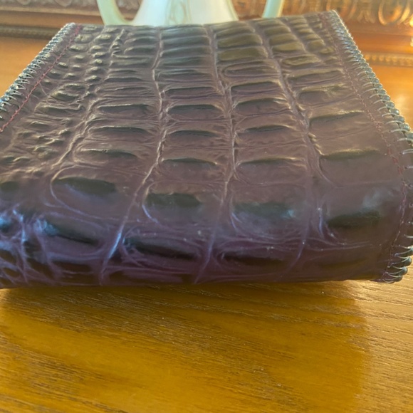 Lovely Leatherock Purple Croc Embossed Bag - Picture 8 of 13
